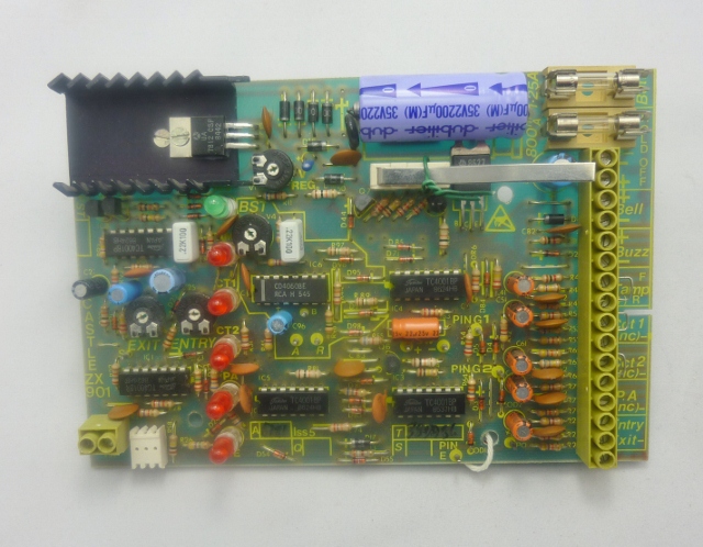 CASTLE CARE-TECH ZX901 ISSUE 5 CONTROL PCB